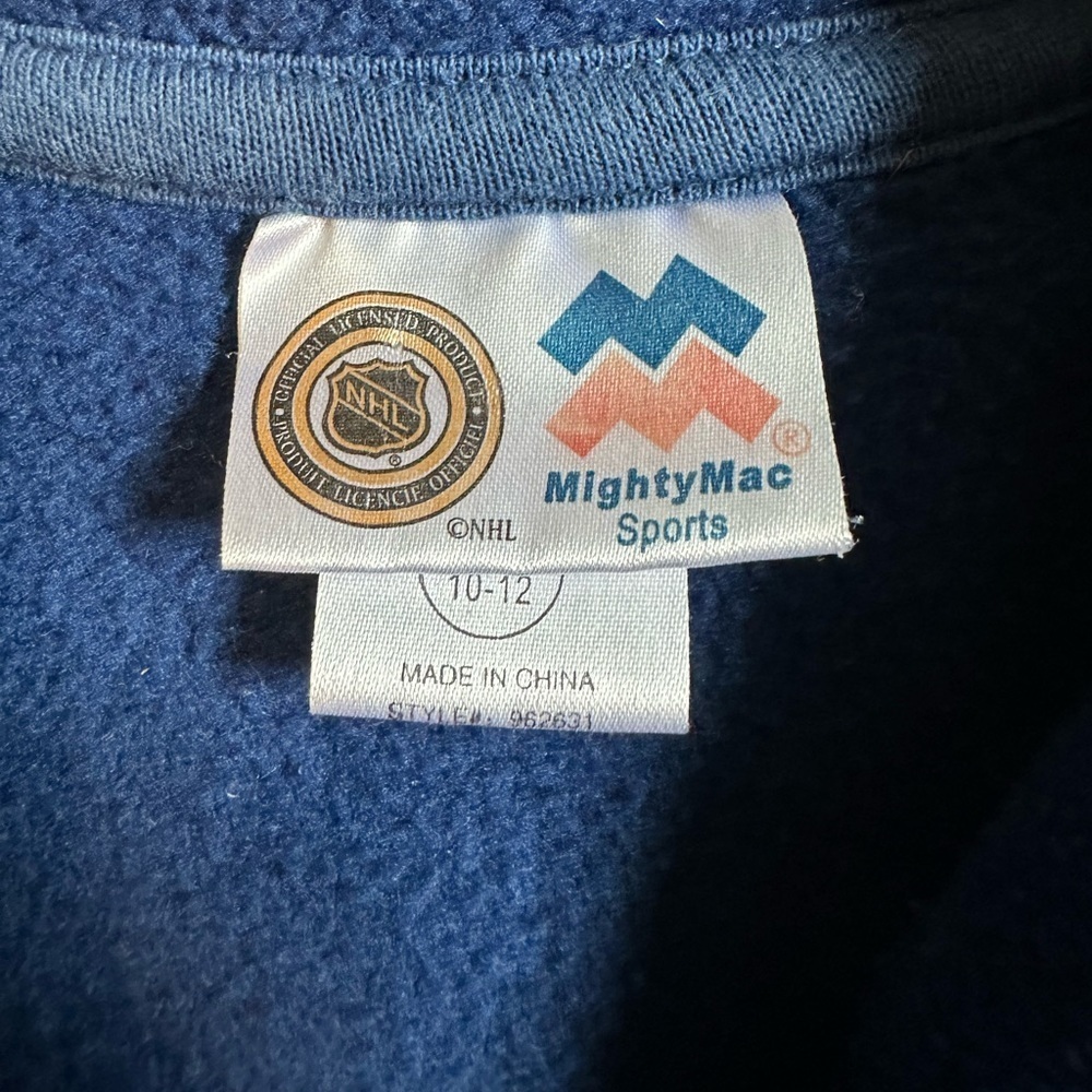 Toronto Maple Leafs Polar Fleece - Picture 3 of 7